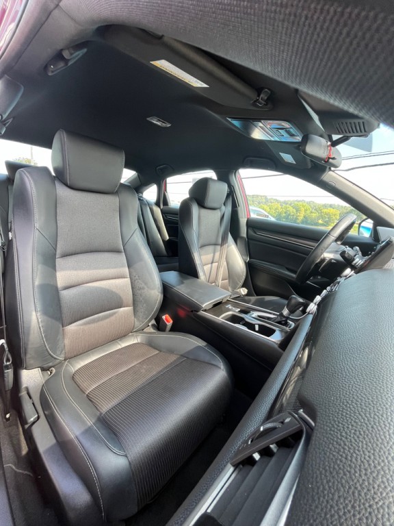 2018 Honda Accord Image 13
