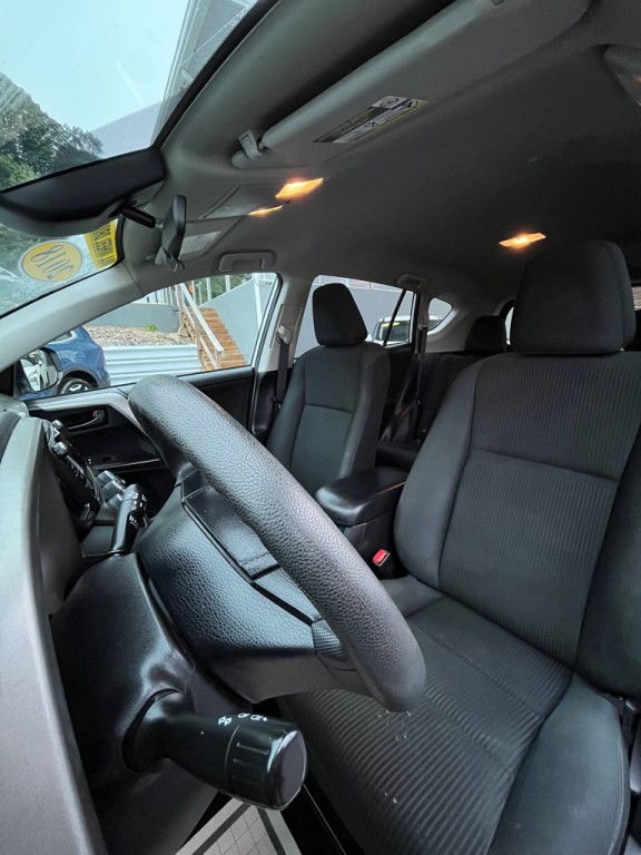 2018 Toyota Rav4 Image 13