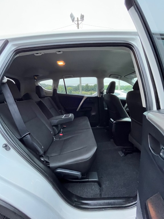 2018 Toyota Rav4 Image 15
