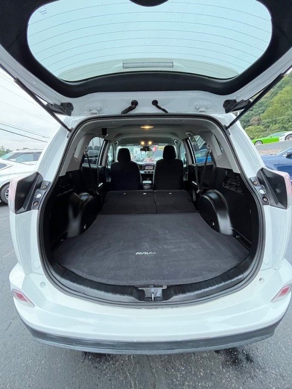 2018 Toyota Rav4 Image 17