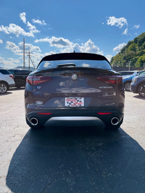 2019 Alfa Romeo Stelvio Image 6