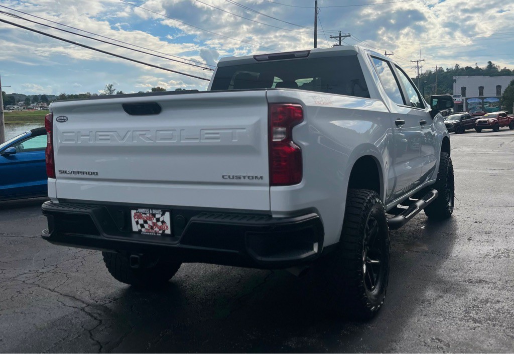 2023 Chevrolet Silverado 1500 Image 7