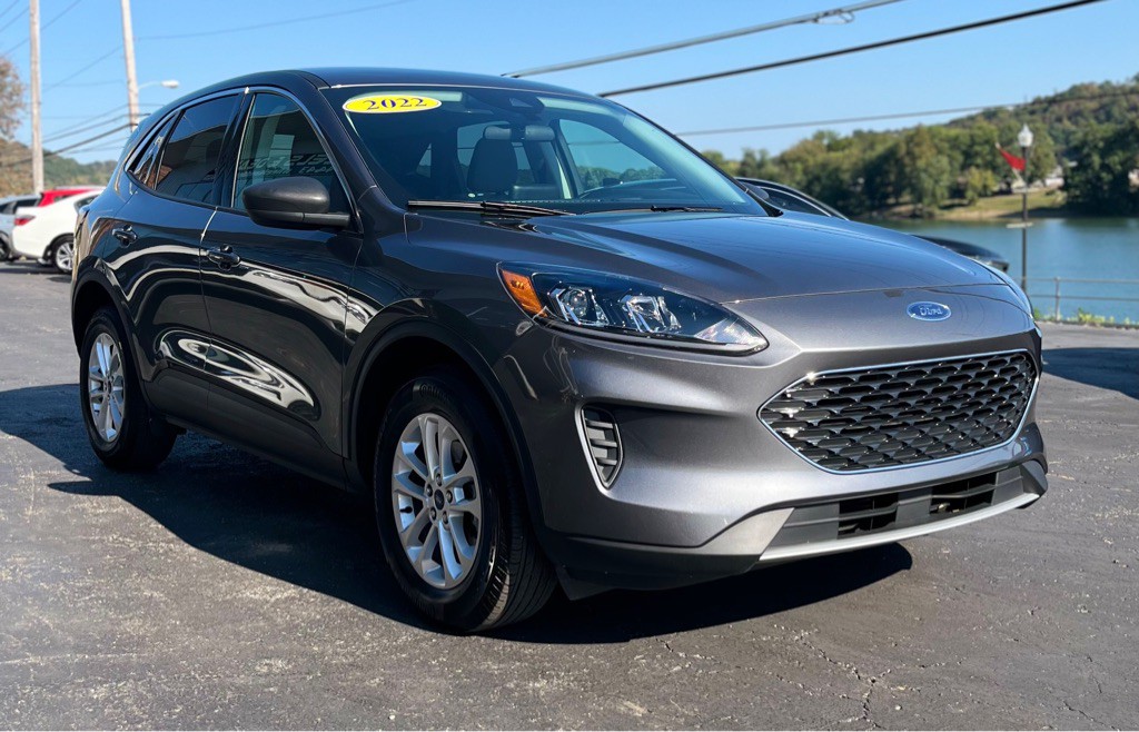 2022 Ford Escape Image 3
