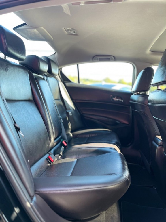 2016 Acura ILX Image 12