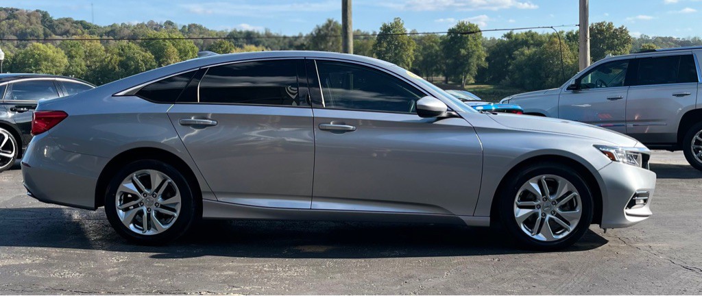 2019 Honda Accord Image 3