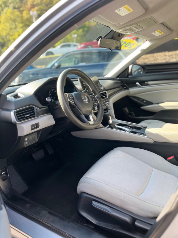 2019 Honda Accord Image 10