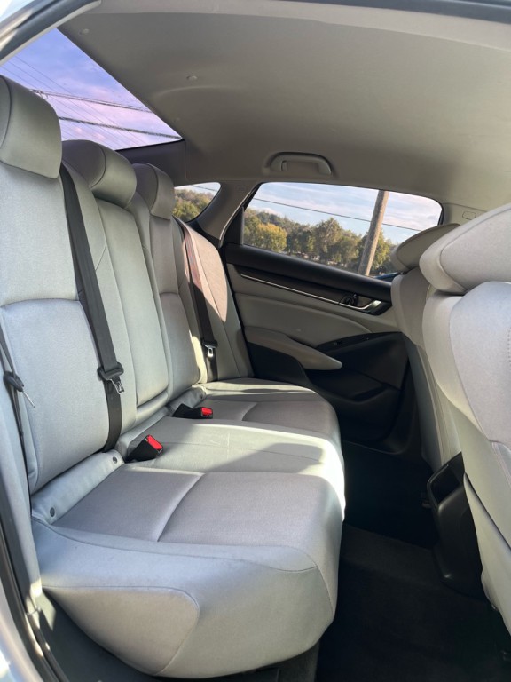2019 Honda Accord Image 13
