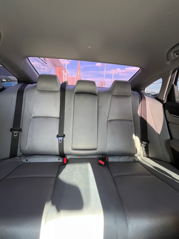 2019 Honda Accord Image 16