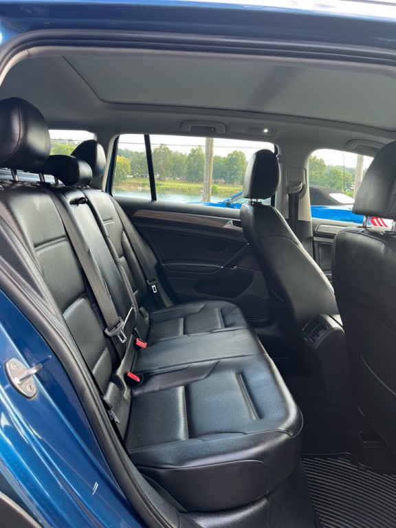 2018 Volkswagen Golf Image 13