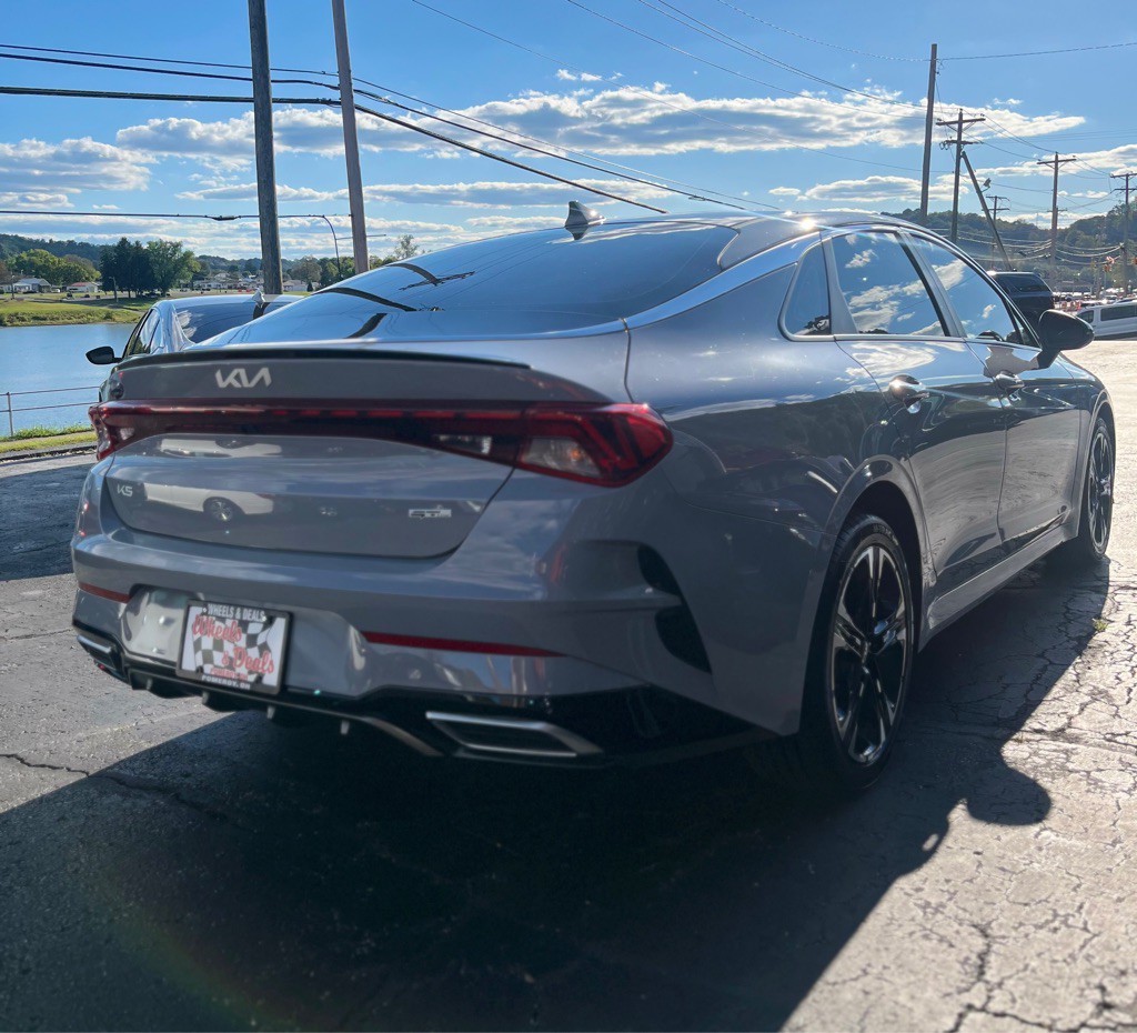 2023 Kia K5 Image 4