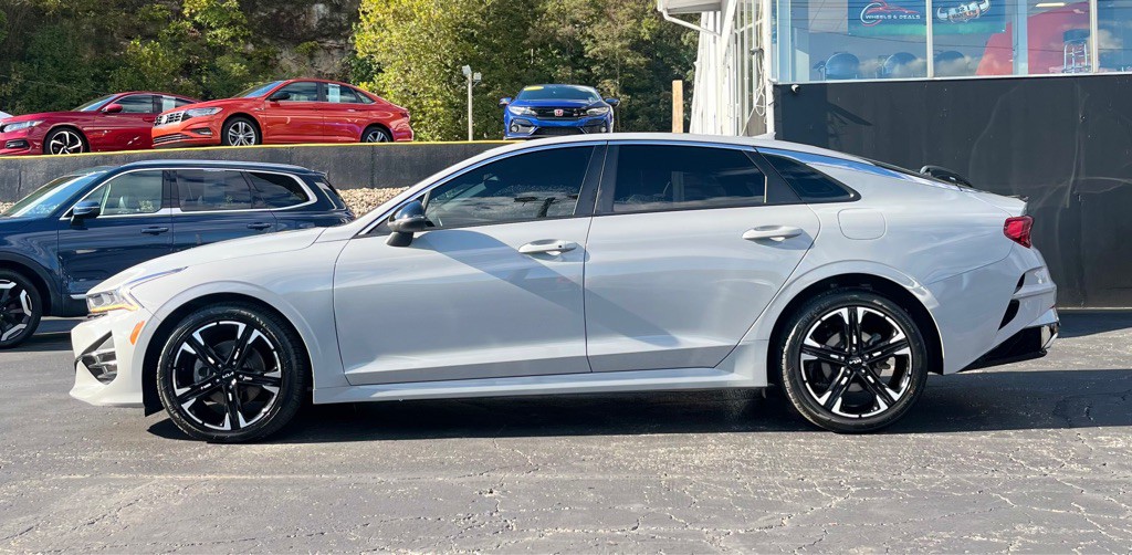 2023 Kia K5 Image 8