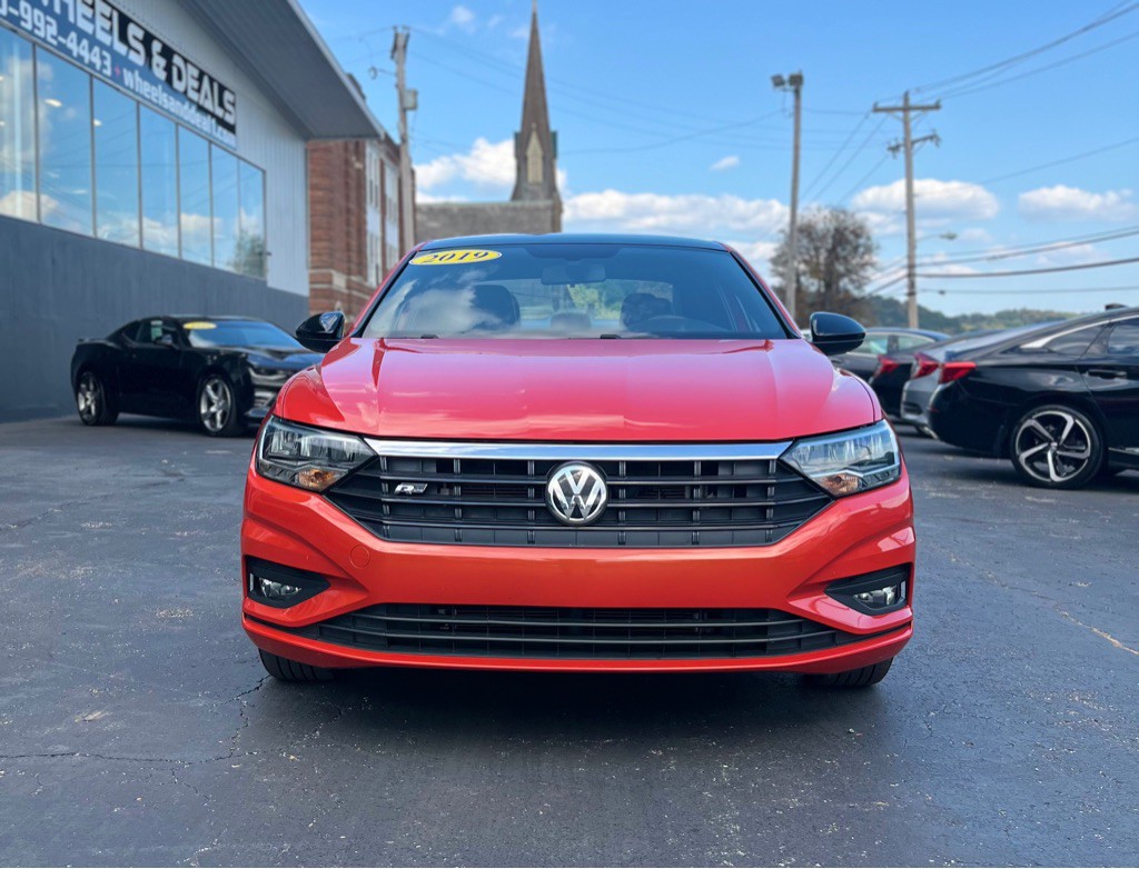 2019 Volkswagen Jetta Image 2