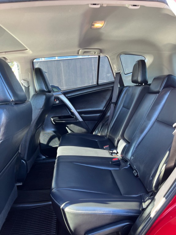 2016 Toyota Rav4 Image 12