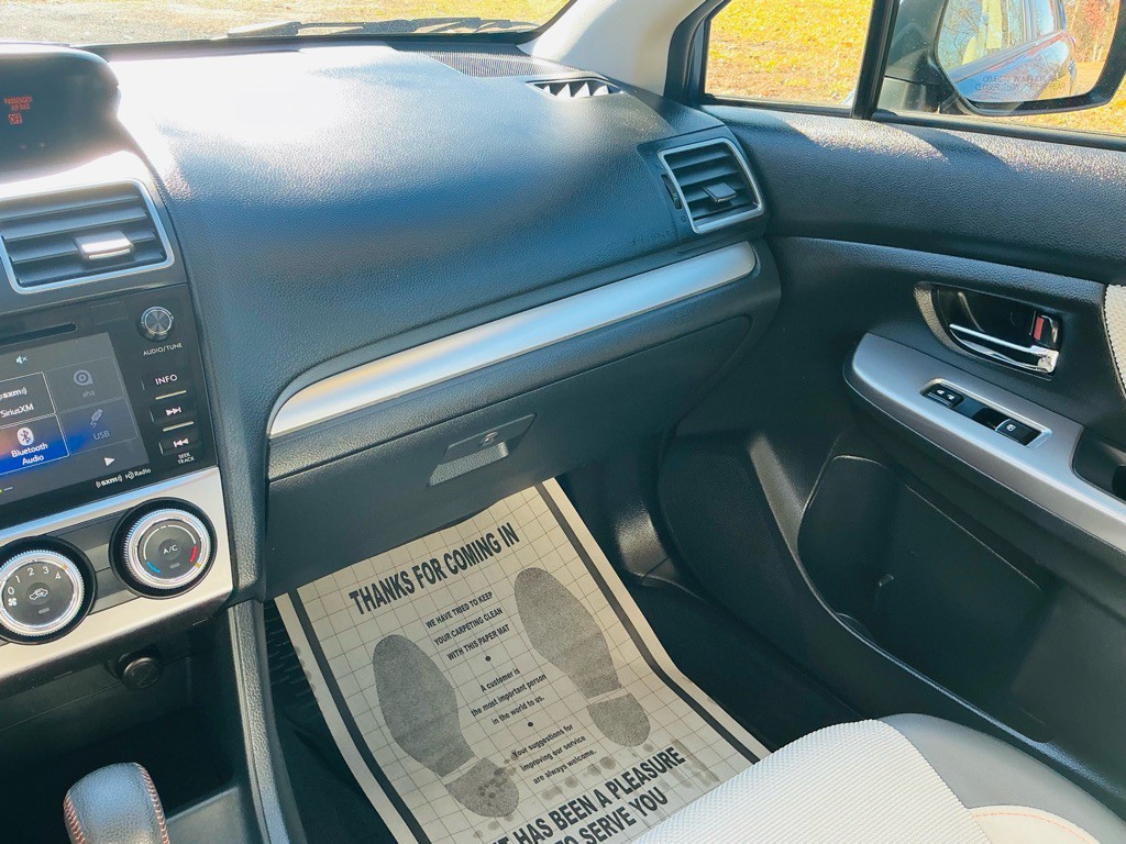 2017 Subaru Crosstrek Image 11