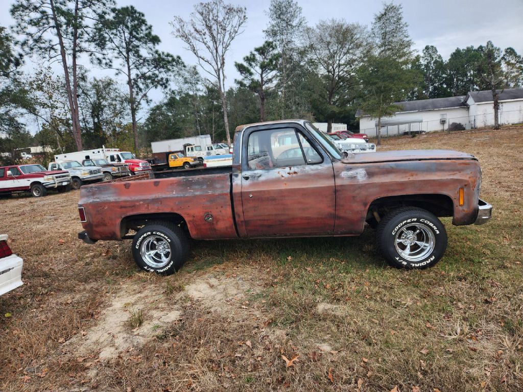 1975 Chevrolet C/K 10 Image 3