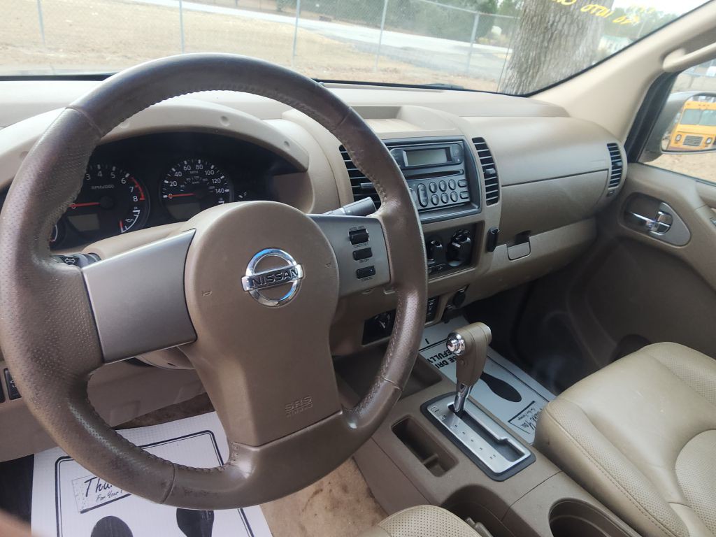 2005 Nissan Frontier Image 8