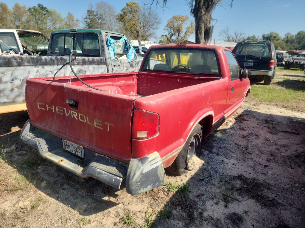 1994 Chevrolet S10 Image 2