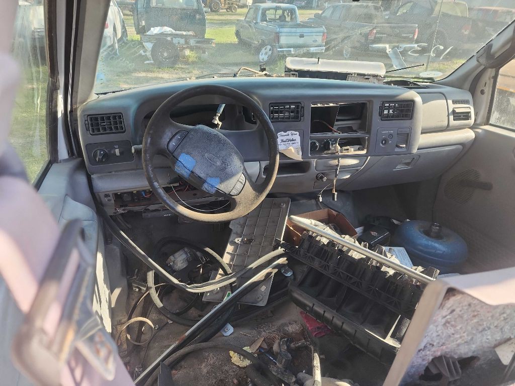 1999 Ford F-250 Image 4