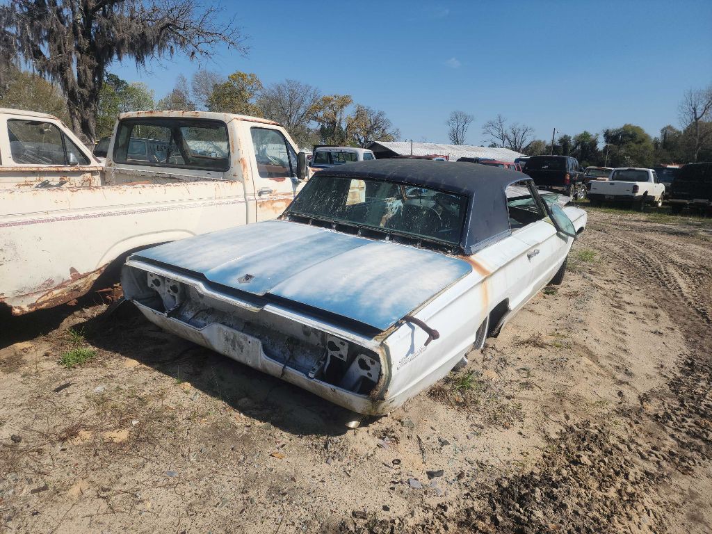 1966 Ford Thunderbird Image 2