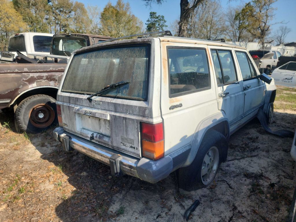 1989 Jeep Cherokee Image 2