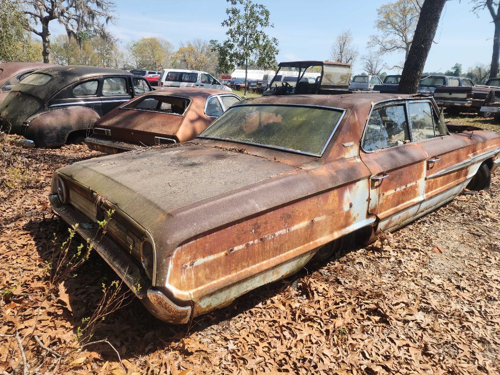 1964 Ford Galaxie Image 2