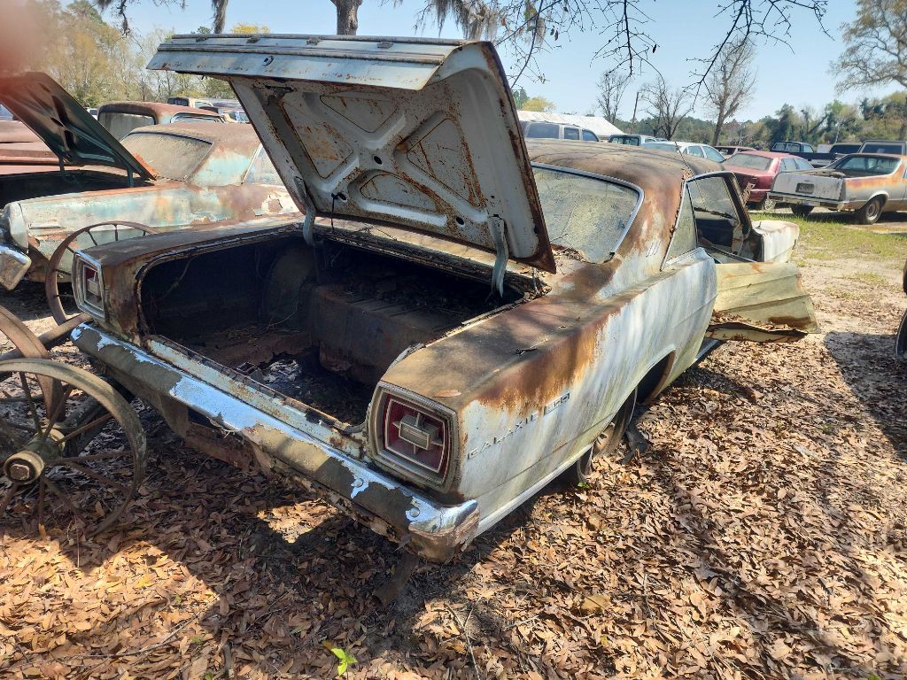 1966 Ford Galaxie Image 2