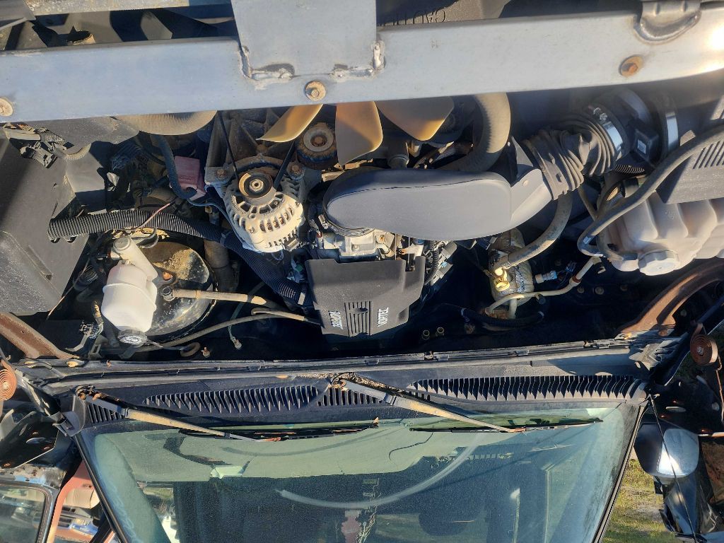 2000 Chevrolet Silverado 1500 Image 4