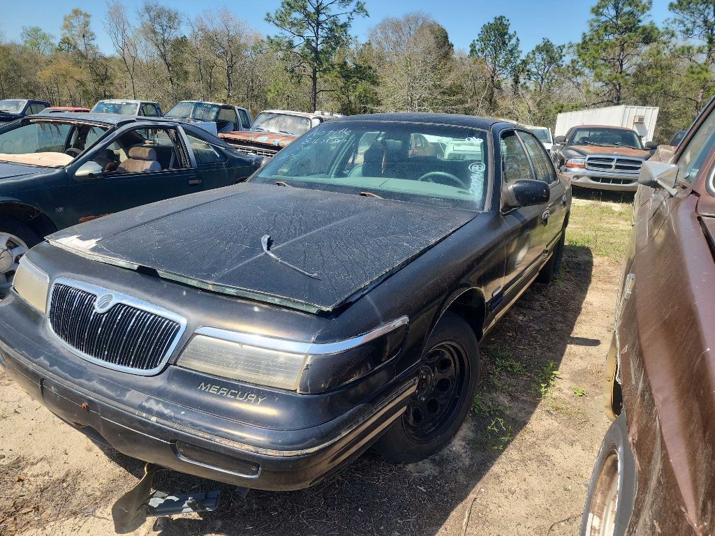 1996 Mercury Grand Marquis Image 1
