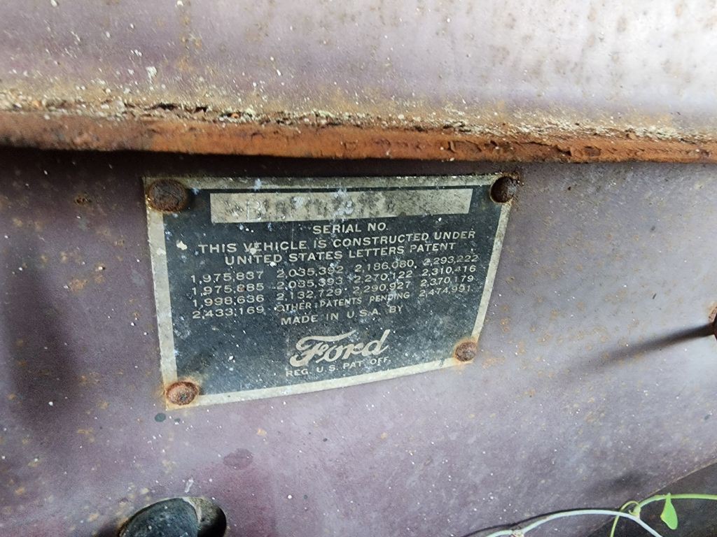 1951 Ford Coupe Image 4