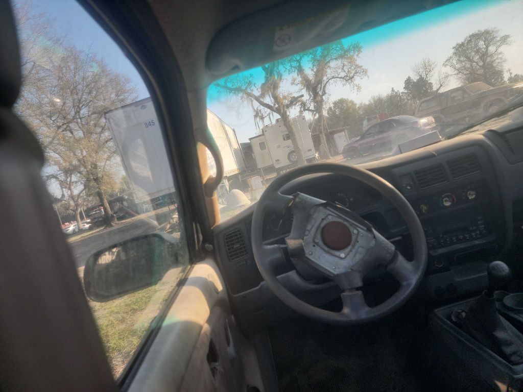 2002 Toyota Tacoma Image 2