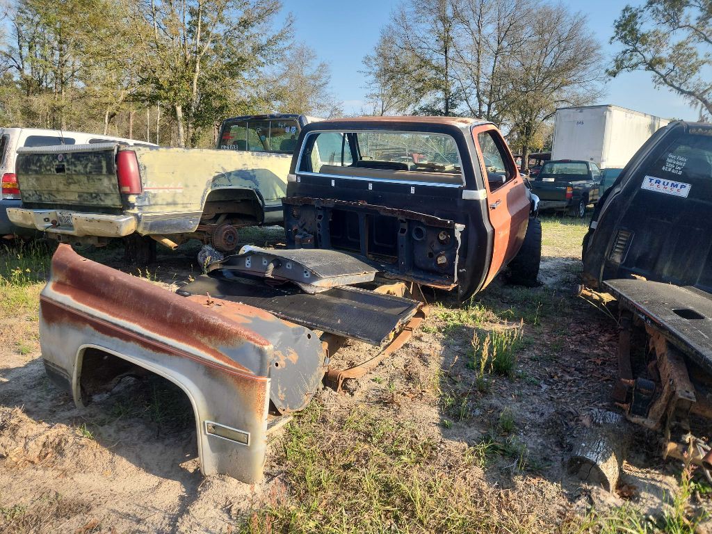 1985 Chevrolet C/K 10 Image 2