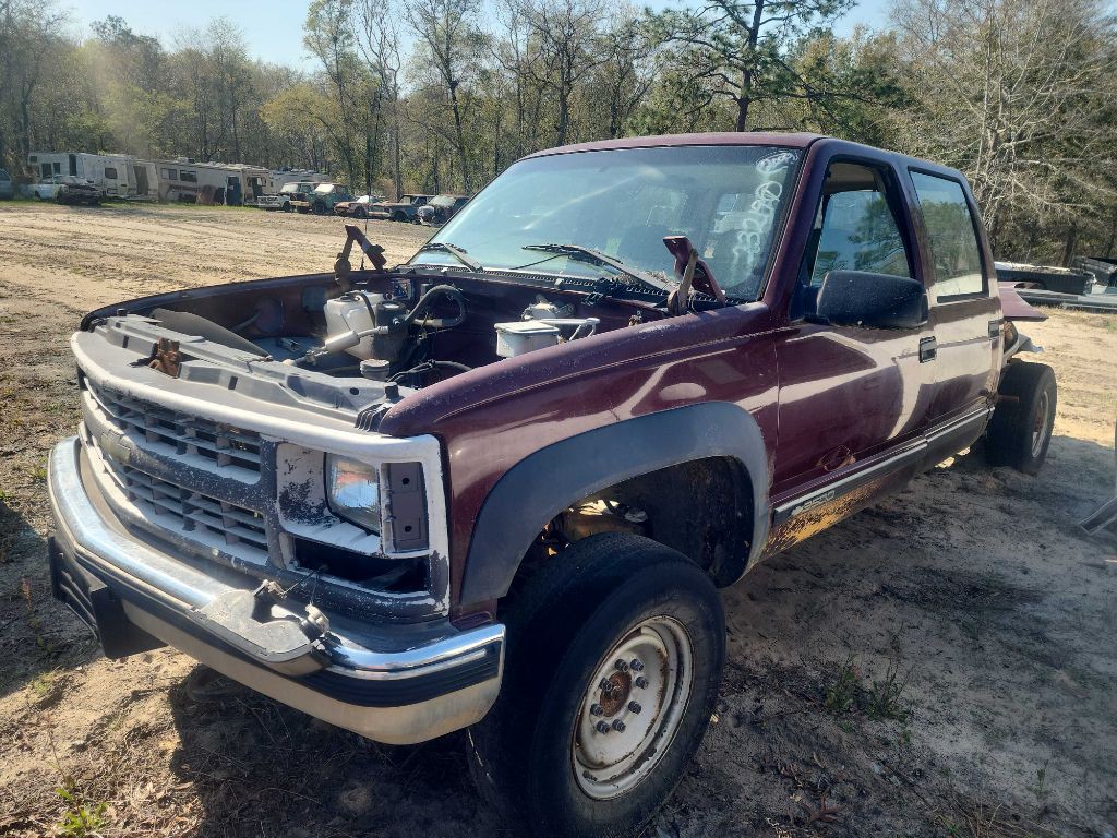 2000 Chevrolet C/K Image 1