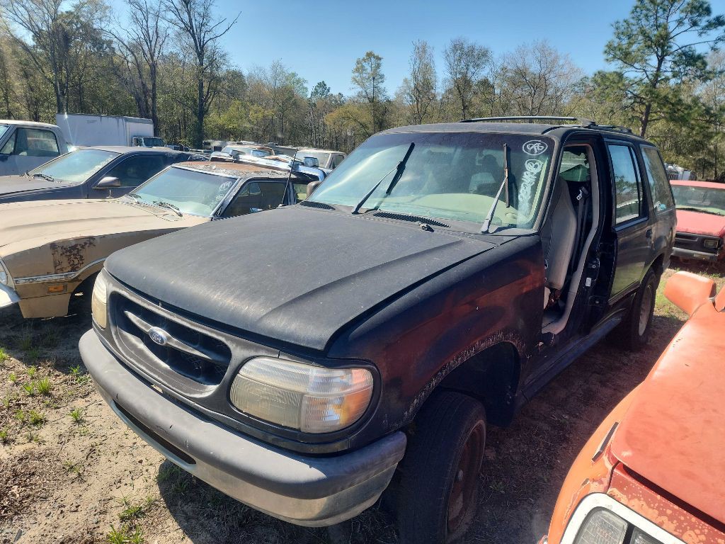 1998 Ford Explorer Image 1