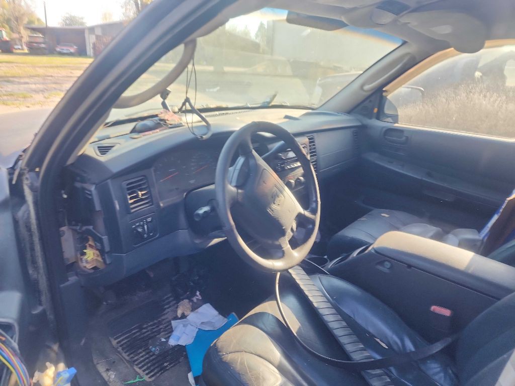 2003 Dodge Dakota Image 3