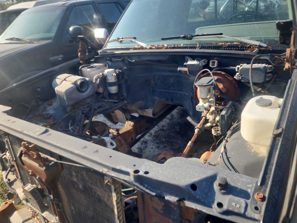 1994 Chevrolet C/K Image 3