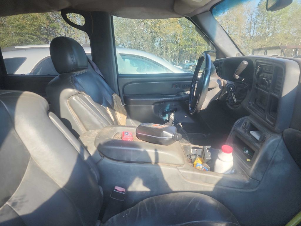 2004 Chevrolet Silverado 1500 Image 3