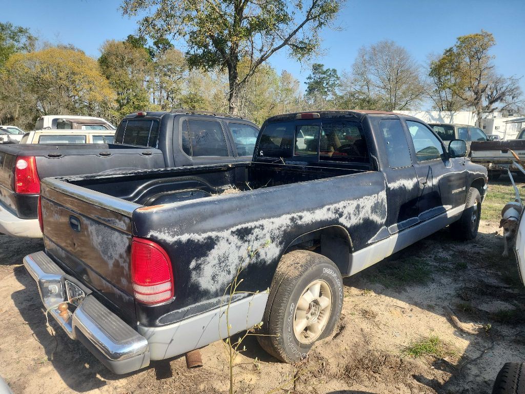 1998 Dodge Dakota Image 2