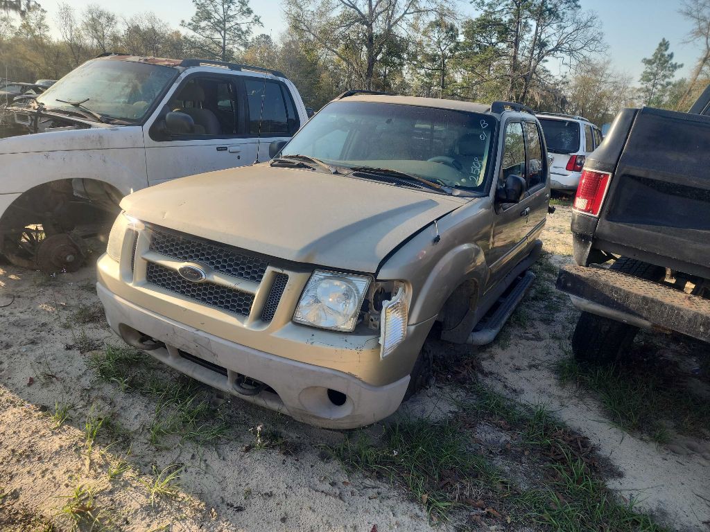 2001 Ford Explorer Image 1