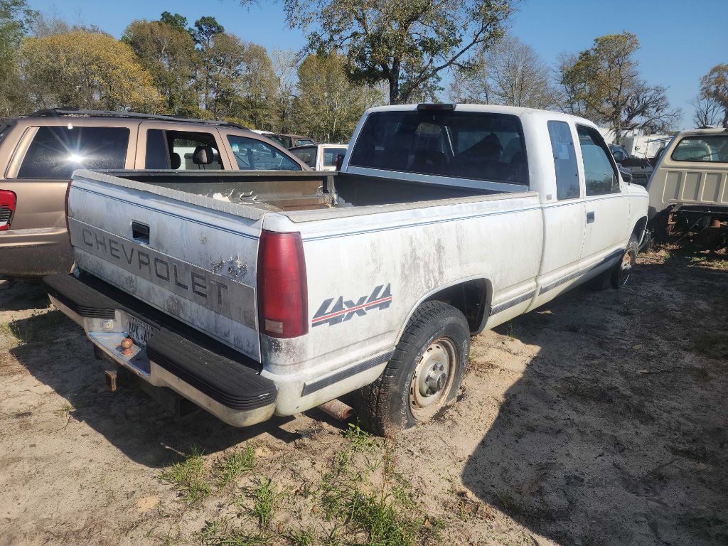 1994 Chevrolet C/K Image 2