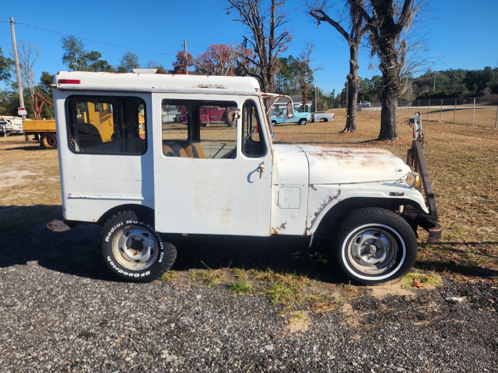 1974 Jeep Mail Truck Image 3