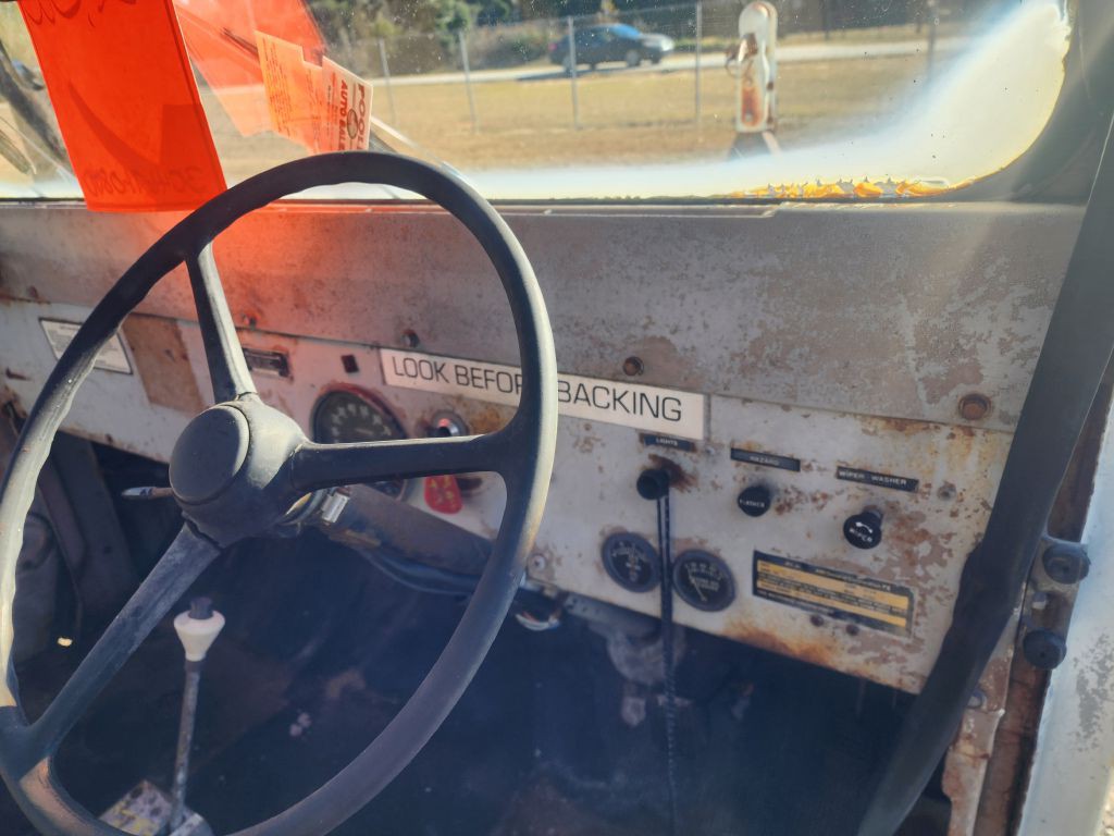 1974 Jeep Mail Truck Image 6