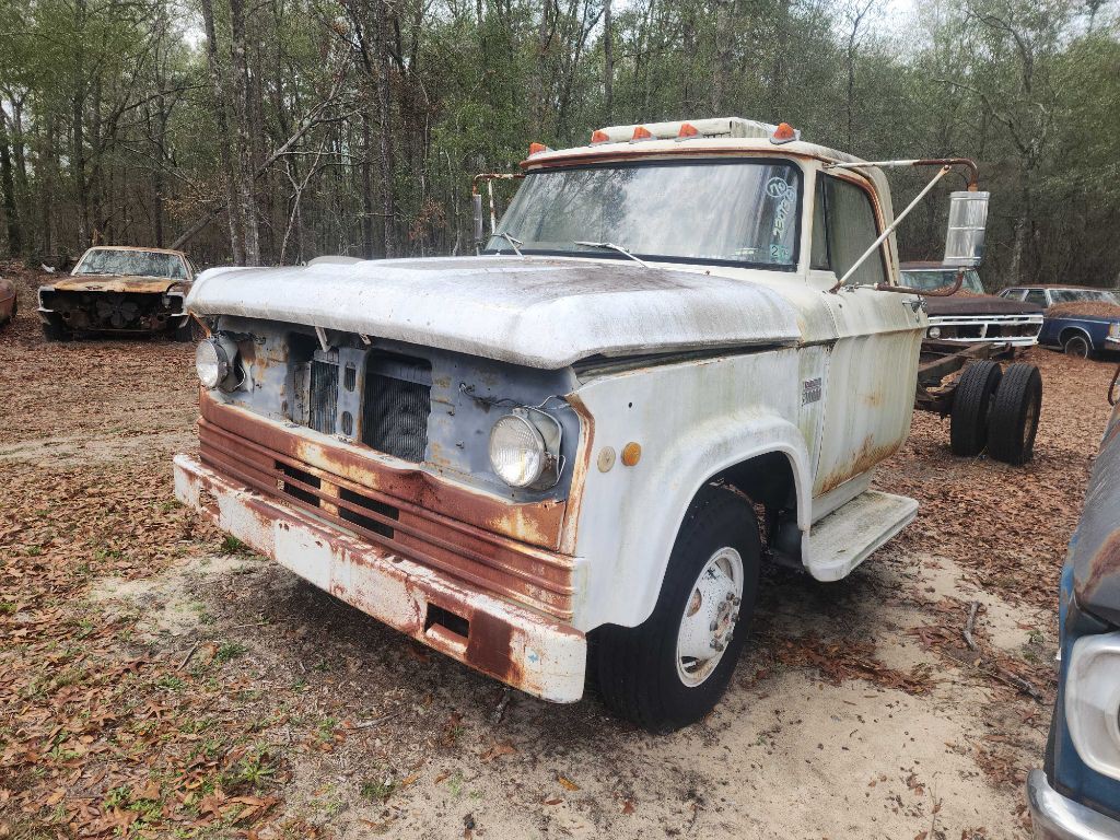 1970 Dodge 300 No Bed Image 1