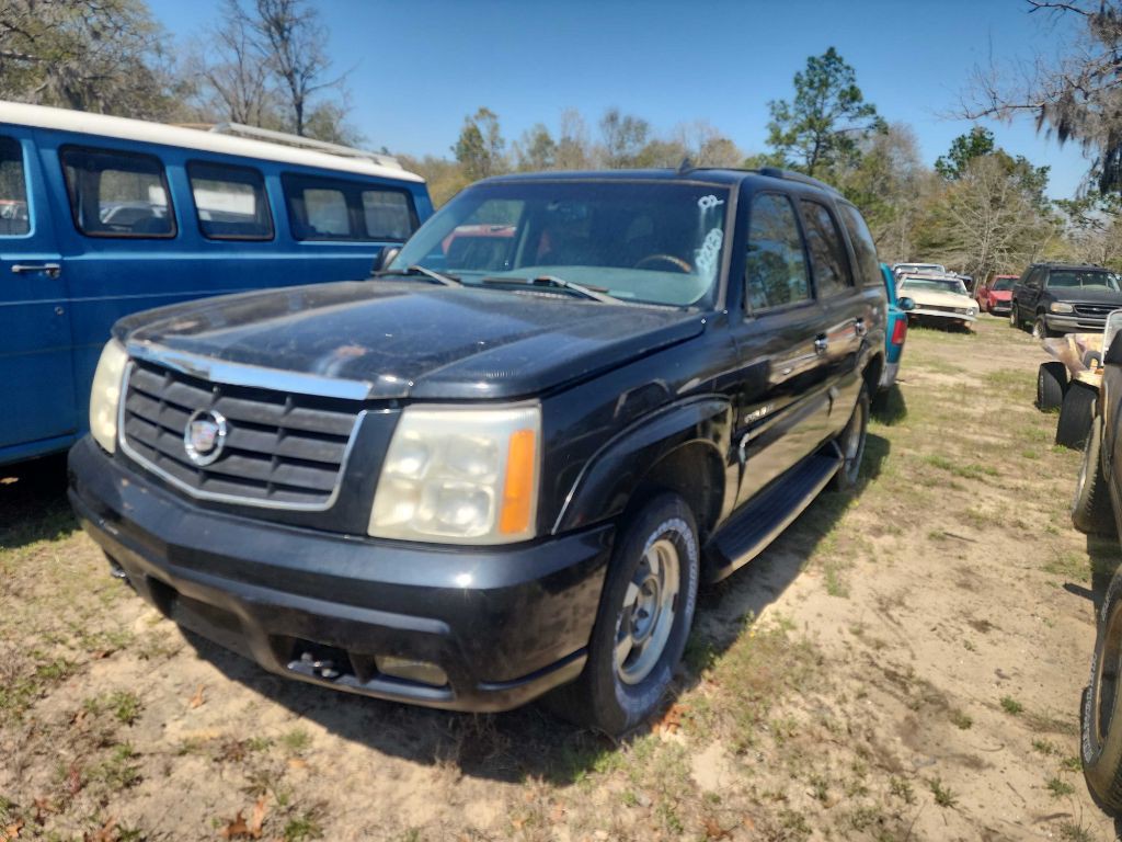 2002 Cadillac Escalade Image 1