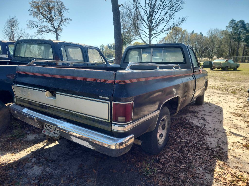 1987 GMC Sierra 1500 Image 2
