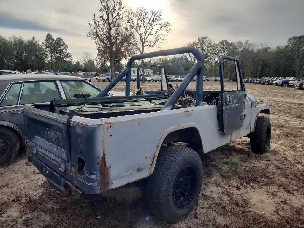 1983 Jeep Scrambler Image 2
