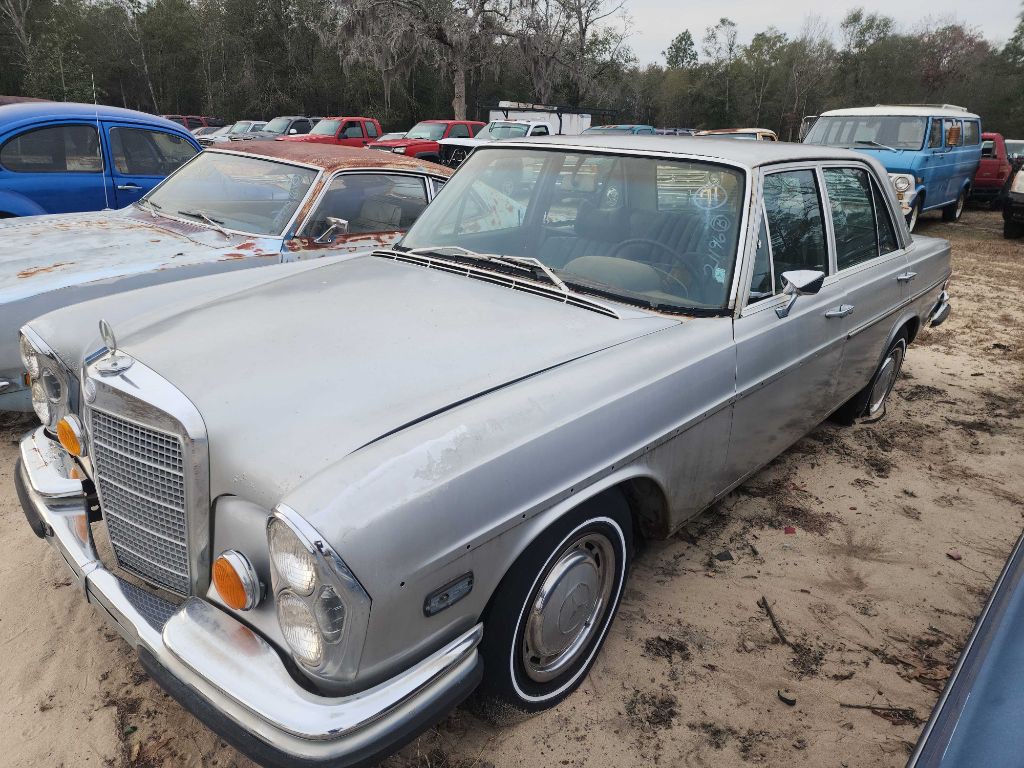 1971 Mercedes-Benz 280 Image 1
