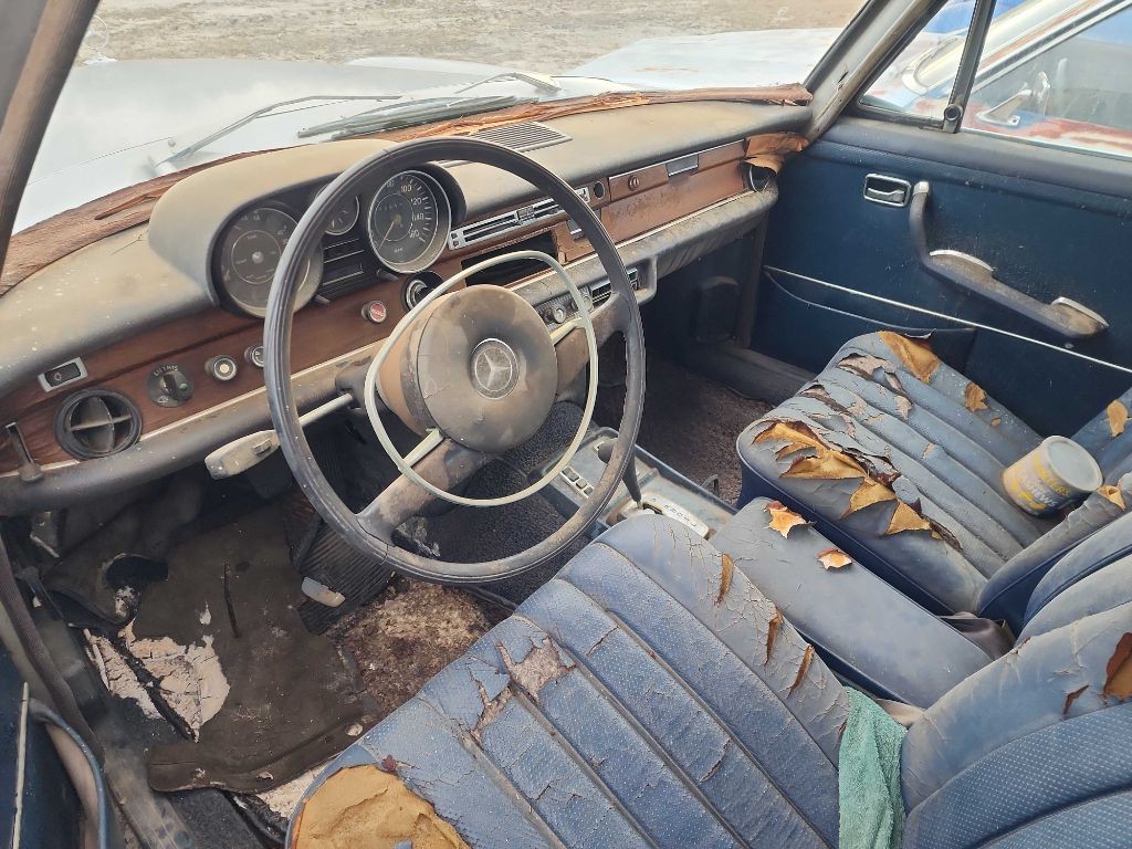 1971 Mercedes-Benz 280 Image 3