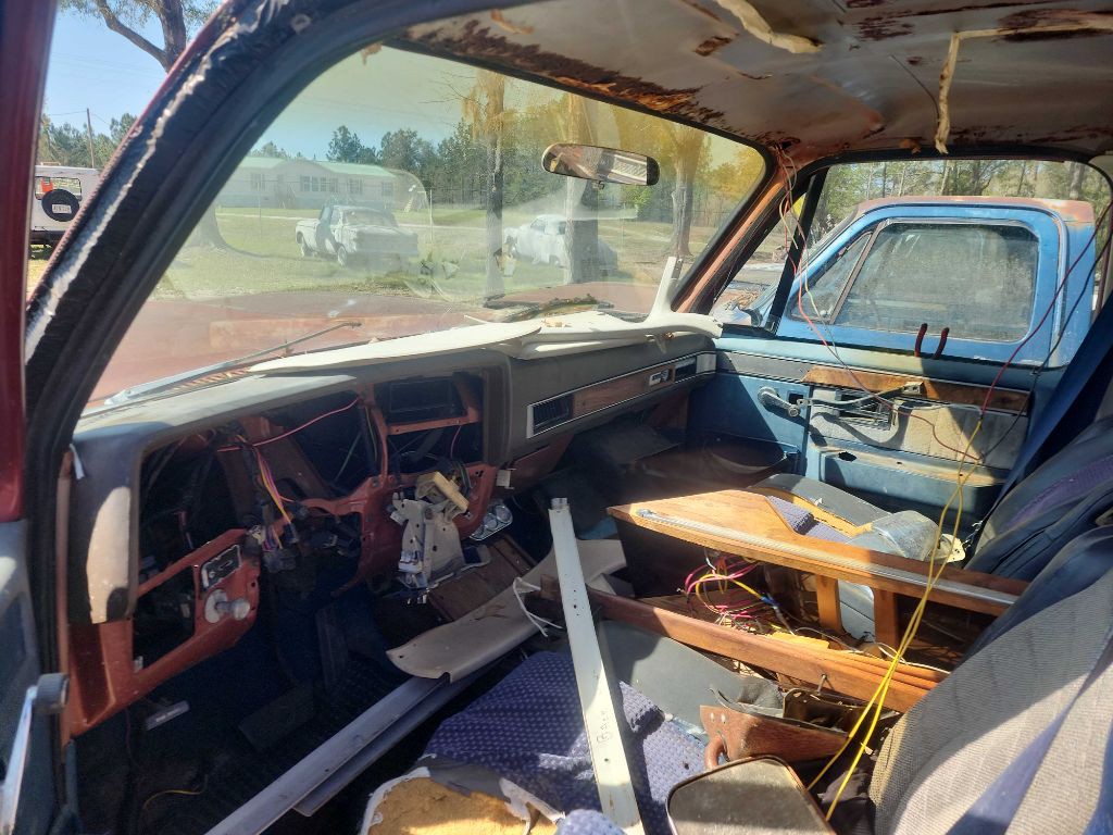 1982 Chevrolet C/K 30 Image 4