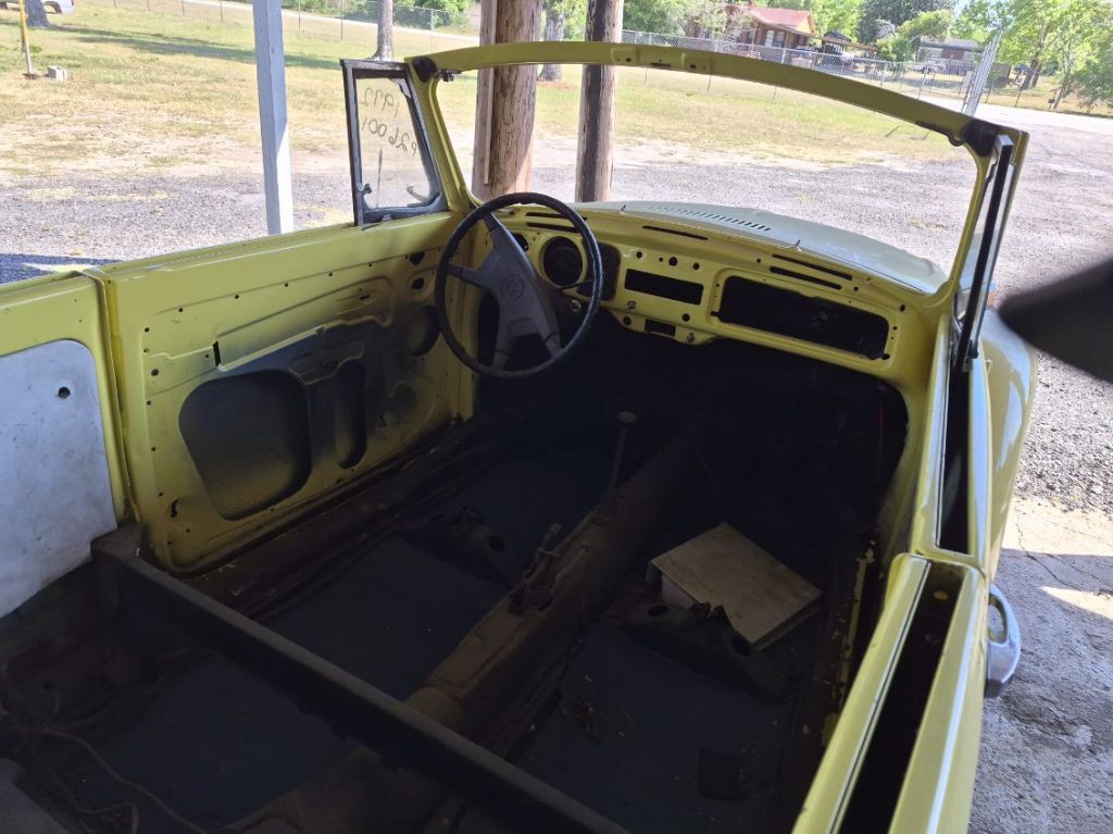 1972 Volkswagen Beetle Image 5