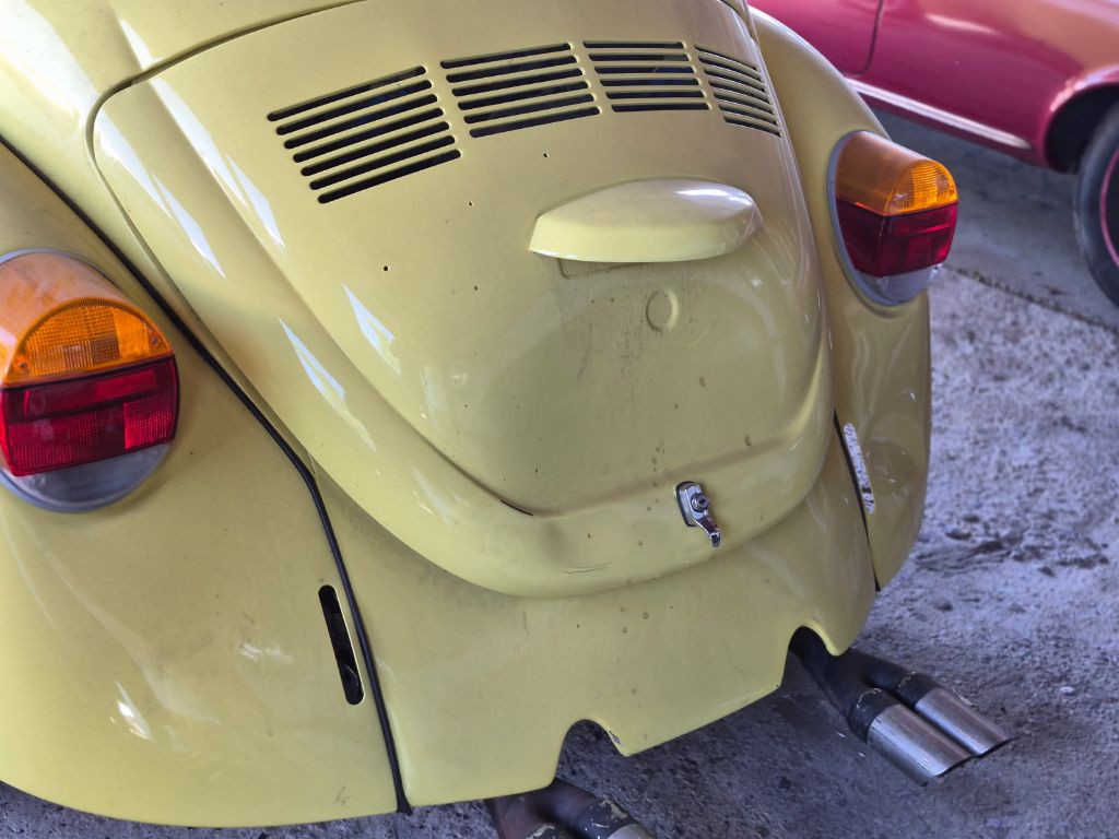 1972 Volkswagen Beetle Image 8